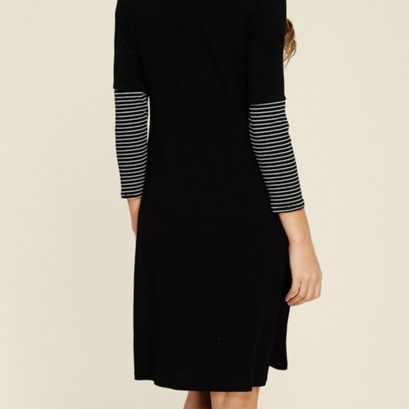 3/4 Sleeve Contrast Stripe Dress - Picture 5 of 5